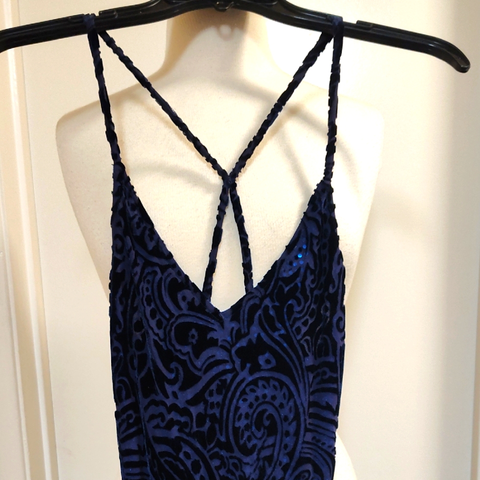 Elegant Josephine Loka Purple Burnout Velvet Maxi Dress Size M